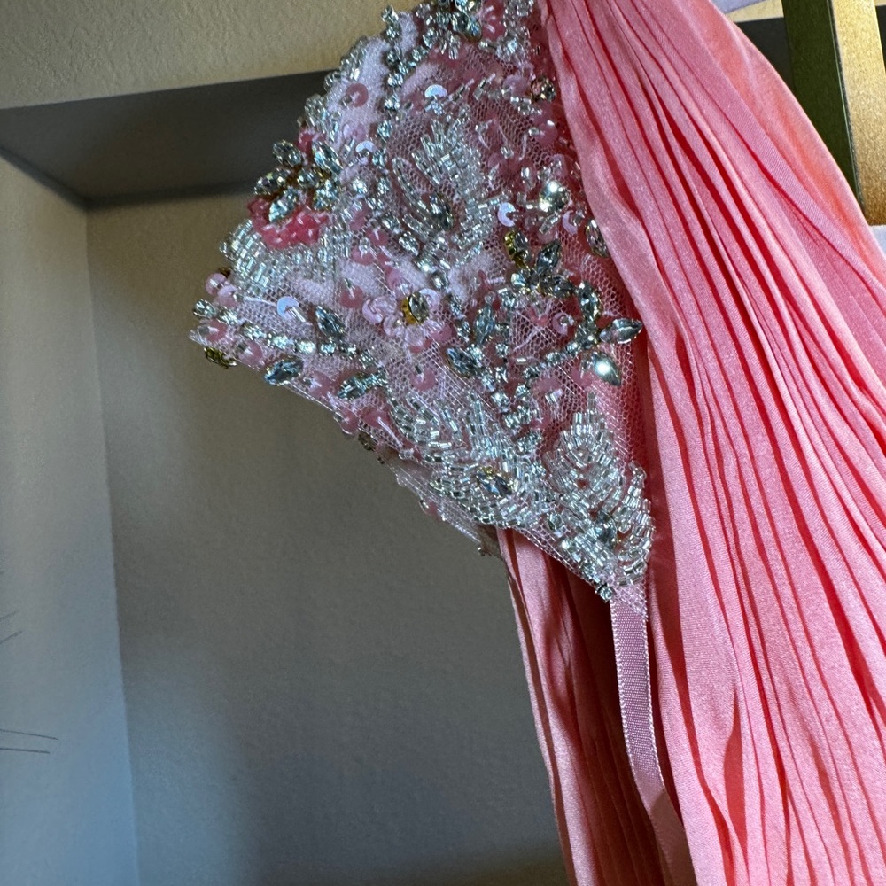 Mac Duggal 67811, Coral Chiffon Rhinestone Embroidered A-Line Gown, Sz 2 /14 - Picture 6 of 7